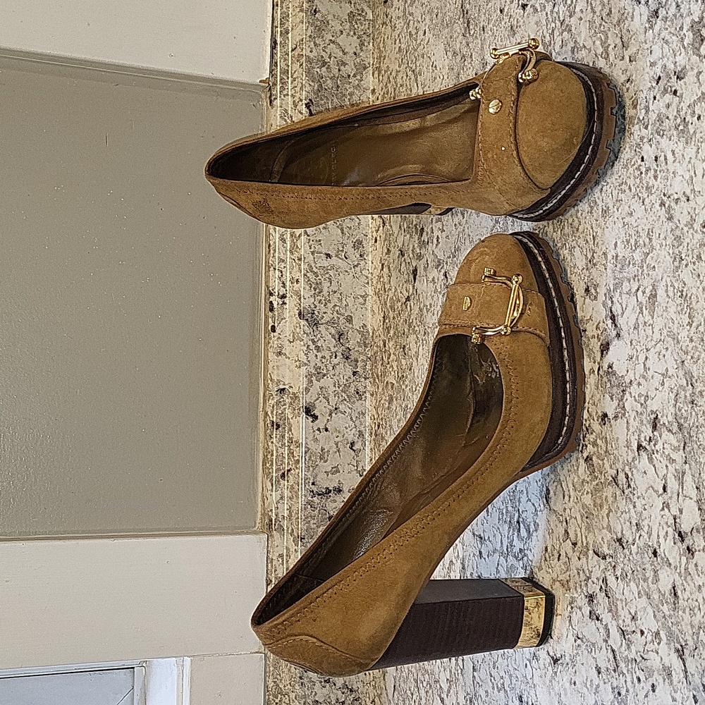 Tory Burch Camel Suede Lug Sole Round Toe Buckle Stacked Heel